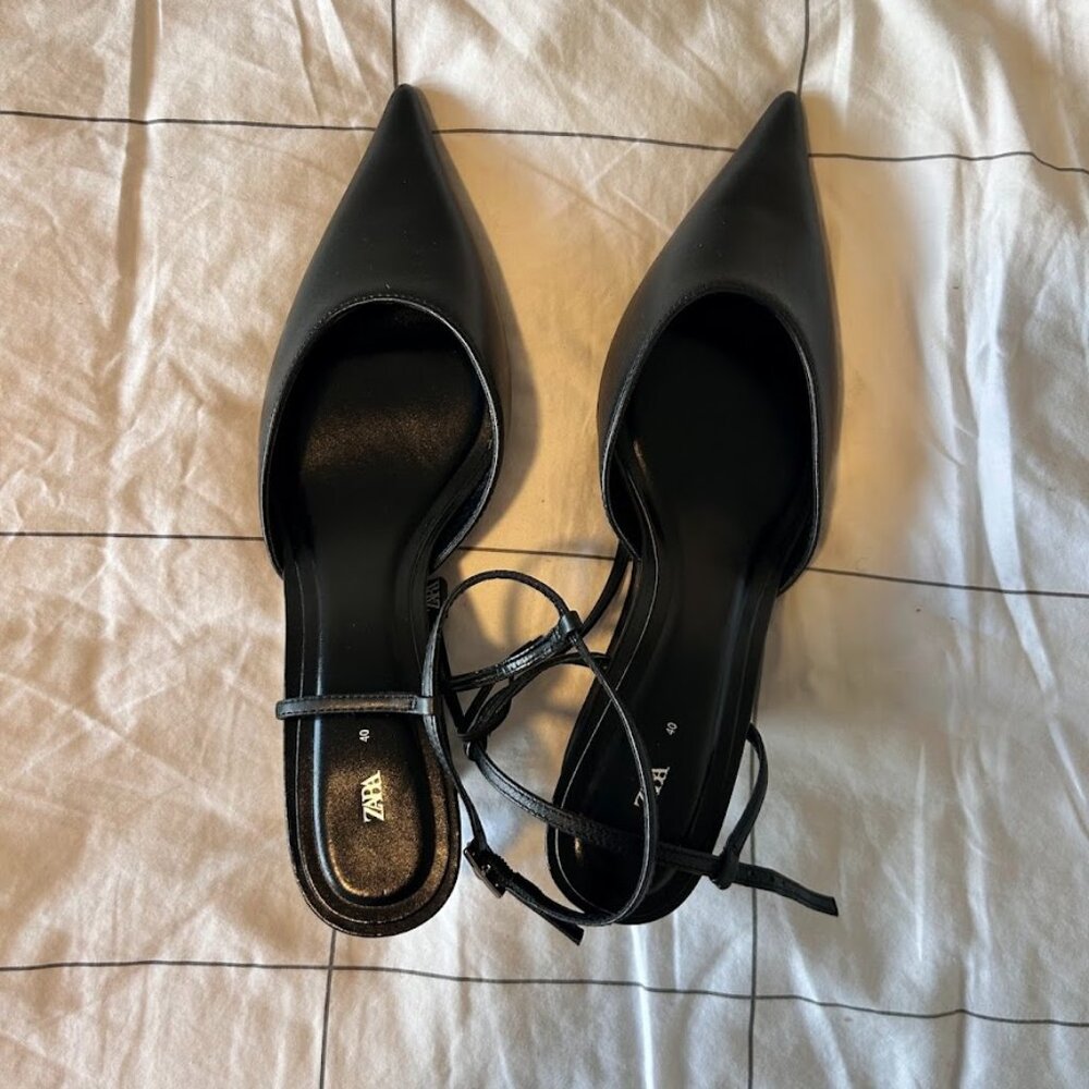 Zara pointed toe ankle tie wedge heels, size 40, NWOT